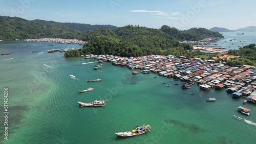 Obraz na płótnie The Scenery of The Villages Within Gaya Island, Kota Kinabalu, Sabah Malaysia w salonie