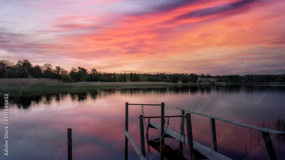 Fototapeta premium sunset on the lake