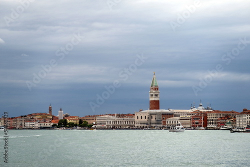 Venise. Vue de la lagune. Italie. © Bruno Bleu