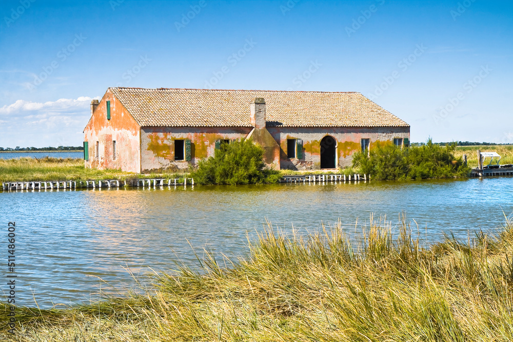 Old fishing home in the Comacchio's valleys