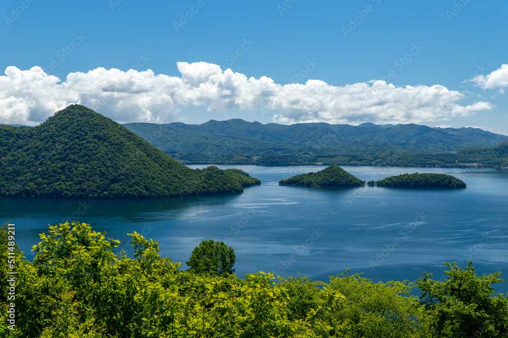 北海道　夏の洞爺湖の風景