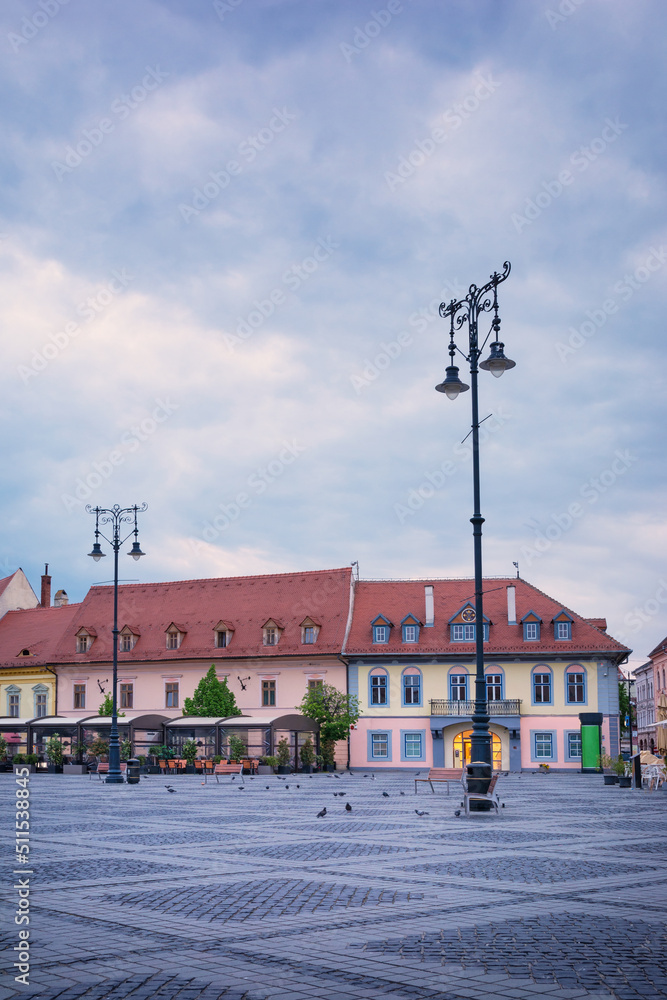 Obraz premium European old town. Morning in historical center of Sibiu, Romania