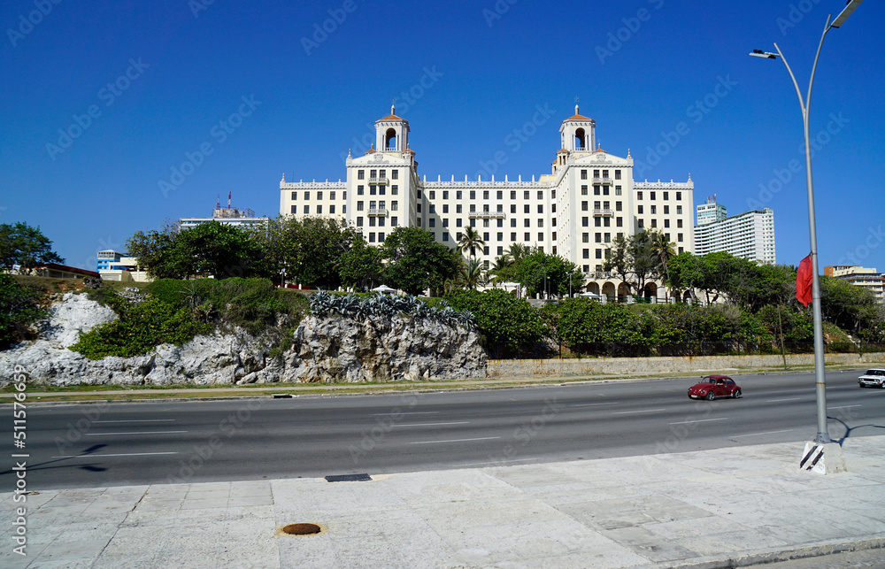 Naklejka premium malecon in havana on cuba