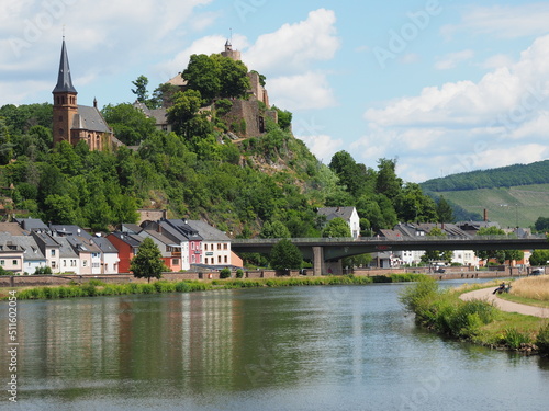 Stadt Saarburg an der Saar – Ansichten von der Saarseite -  inmitten von Weinbergen in Rheinland-Pfalz photo