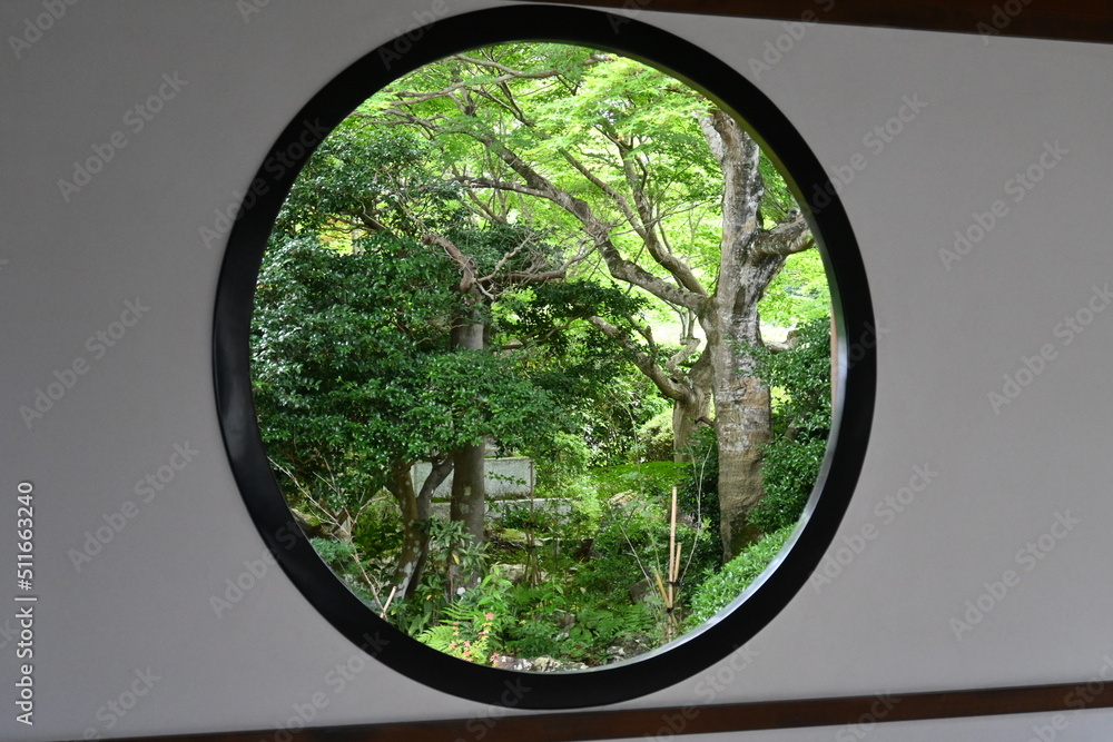 6月に参拝した京都市源光庵の悟りの窓