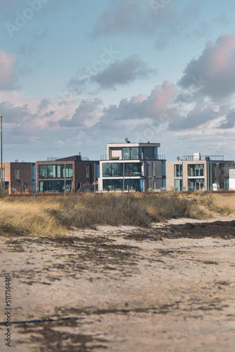 Hausreihe am Strand