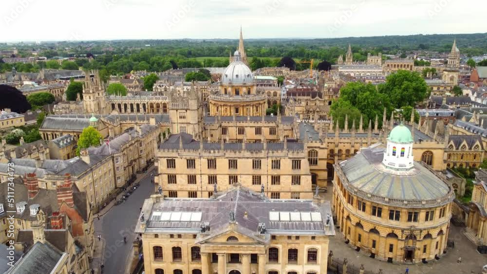 Amazing University of Oxford - the ancient buildings from above - travel photography Amazing University of Oxford - the ancient buildings from above - travel photography