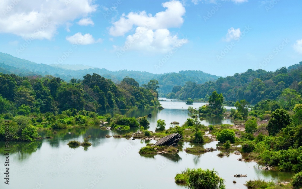 Fototapeta premium lake in the mountains