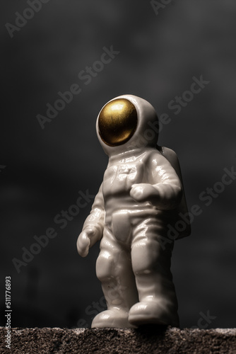 astronaut strobist photo