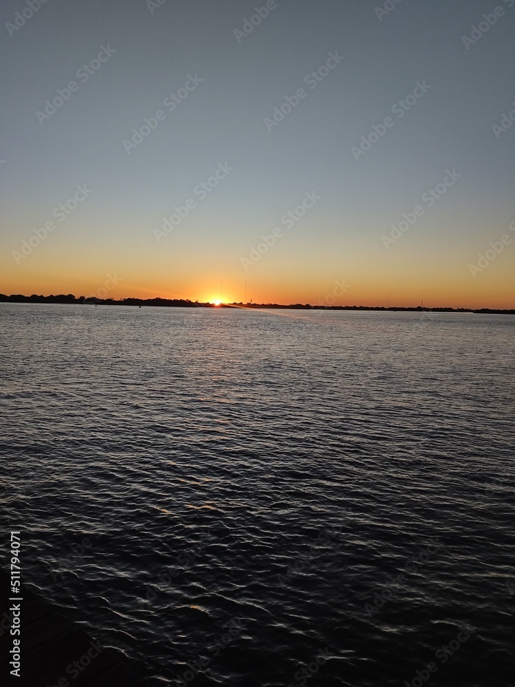 Obraz premium sunset over the sea