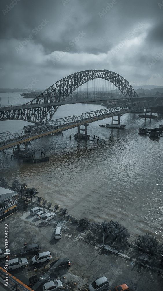 Naklejka premium bridge over river