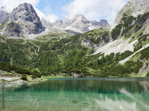Leutascher Alpen im Frühsommer © Juergen