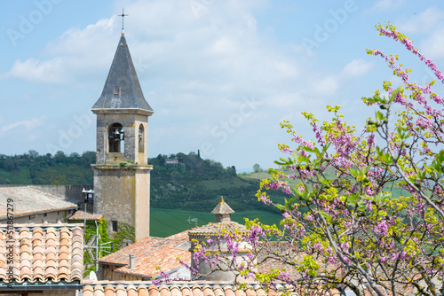 Obraz na płótnie Beautiful view to the French fields and old church in Lautrec, France w salonie