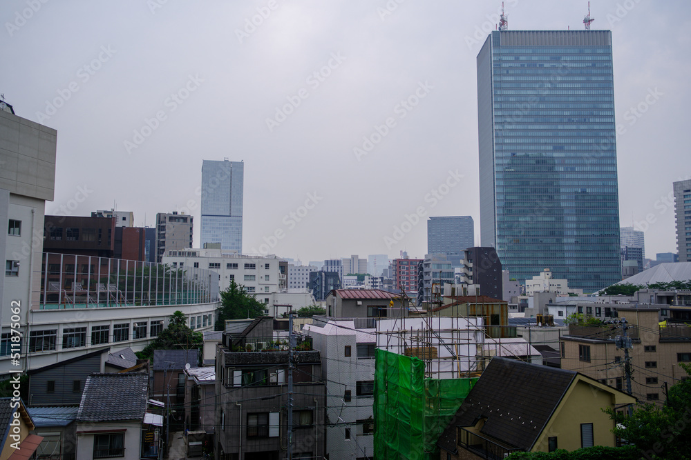 Fototapeta premium 日本の東京港区赤坂4丁目の風景
