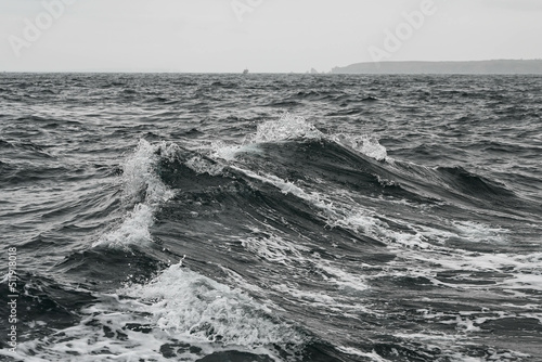 grosse vague en Atlantique