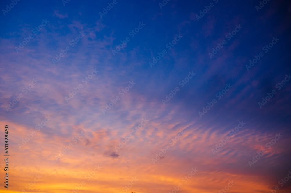 Obraz premium 初夏の優しい色の空