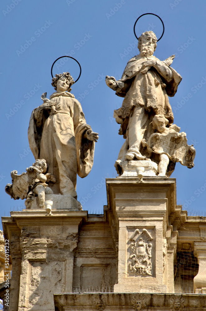 Obraz premium Religious figures at Murcia Cathedral - Spain