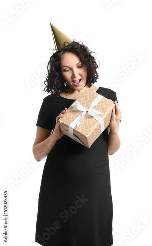 Young pregnant woman in par...