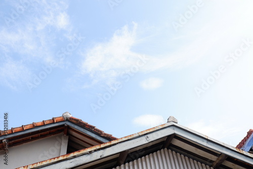roof and sky © Ismi Fitri Hodijah