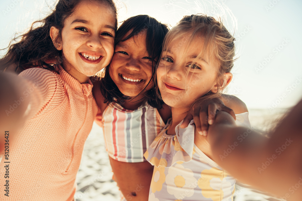 Taking cute summer selfies at the beach Stock Photo | Adobe Stock