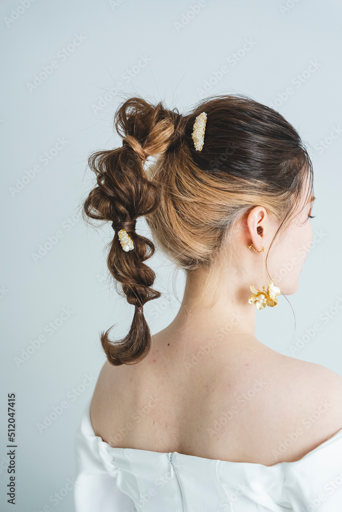 Naklejka premium ウェディングドレスを着た花嫁