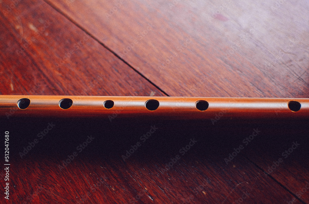 Naklejka premium vintage wooden flute