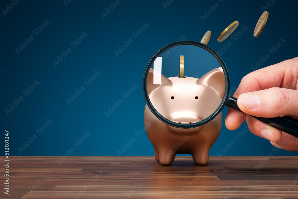 Ταπετσαρία Focus on inflation and reduction of savings concept