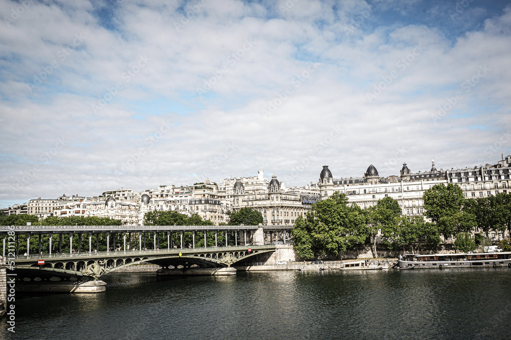 French architecture, Travel to Paris