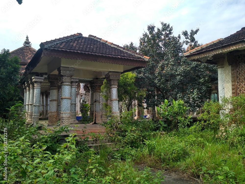 The Abandoned Palace The Abandoned Palace