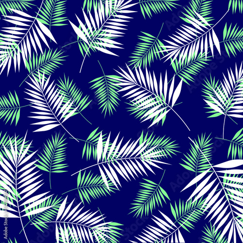 Vector Palm leaf seamless pattern illustration. Tropical leaves of palm tree. Seamless pattern. Palm leaves illustration pattern with tropical jungle plant. Seamless wallpaper. Green colors background