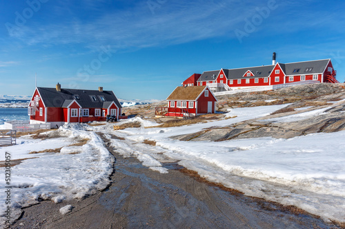 Fototapeta Naklejka Na Ścianę i Meble -  beautiful red houses cityscape in Ilulissat Greenland