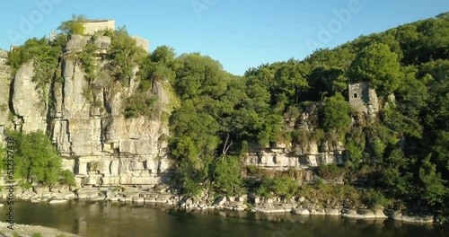 Rivière Balazuc Village d'Ardèche