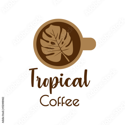 Banner con texto manuscrito Tropical Coffee. Logo beach bar. Vector con silueta de taza de café con hoja de planta monstera. Color marrón