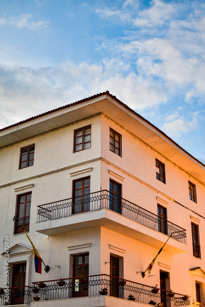 Fototapeta premium Casa blanca antigua de Popayán