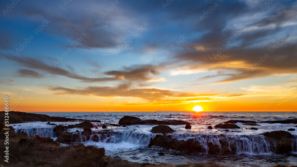 Obraz premium sunset over the sea