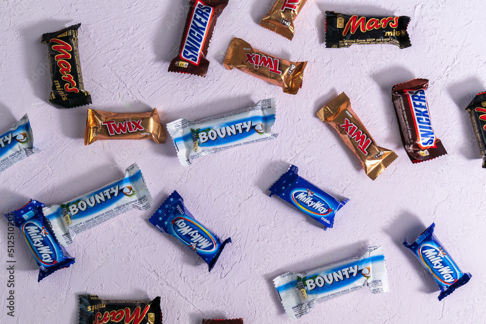 Tyumen, Russia-January 23, 2022: Popular brands of confectionery products,  mars, snickers, twix, milky way, bounty minis candy Stock Photo | Adobe  Stock