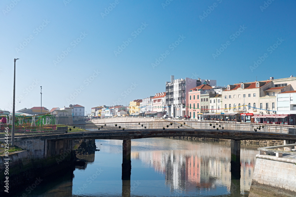 Peniche, Portugal: Peniche spectacular location on a promontory surrounded by the sea