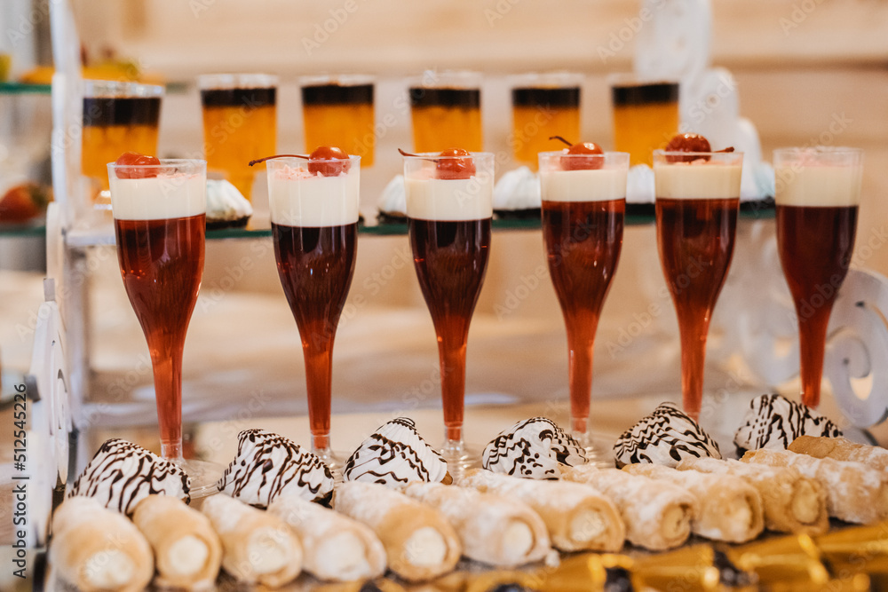 Obraz premium glass of beer in shop