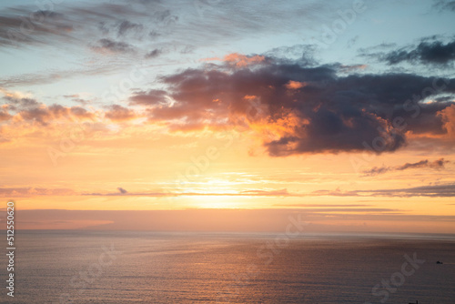 Fototapeta Naklejka Na Ścianę i Meble -  amazing sunset over the sea