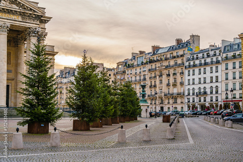 Photography Le Pantheon Square, Paris, France