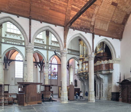 Fotografia Amsterdam's Old Church (Oude Kirk)