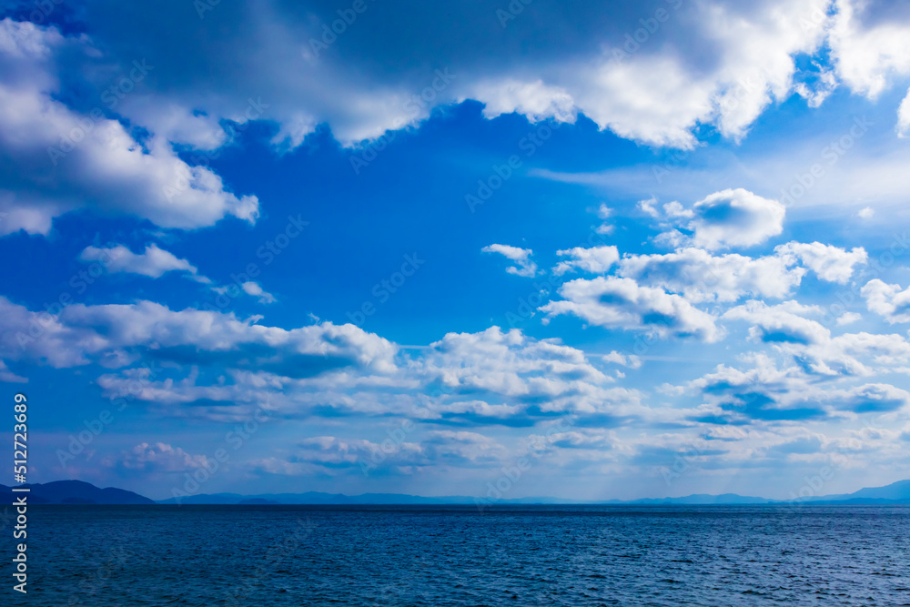 青空と琵琶湖
