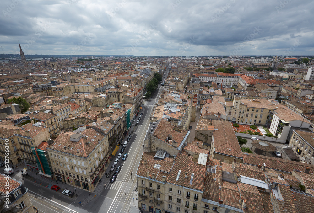 Obraz premium Aerial view of the skyline of of the old city of Bordeaux, France