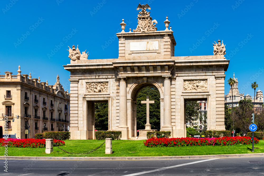 Porta de la mar (Sea Gate) in Valencia, Spain