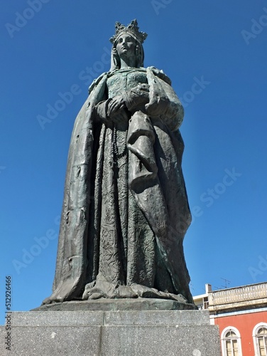 Estátua da Rainha Dona Leonor in Caldas da Rainha, Centro - Portugal  photo