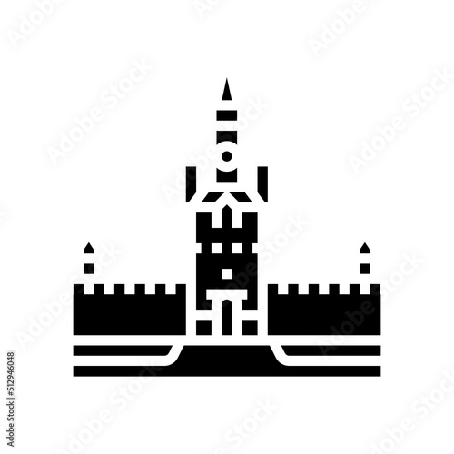 moscow kremlin glyph icon vector. moscow kremlin sign. isolated symbol illustration © vectorwin