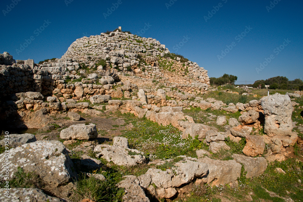 Santuario y Talayot Son Na Caçana, siglo X antes de Cristo. Alaior.Menorca.Balearic islands.Spain.