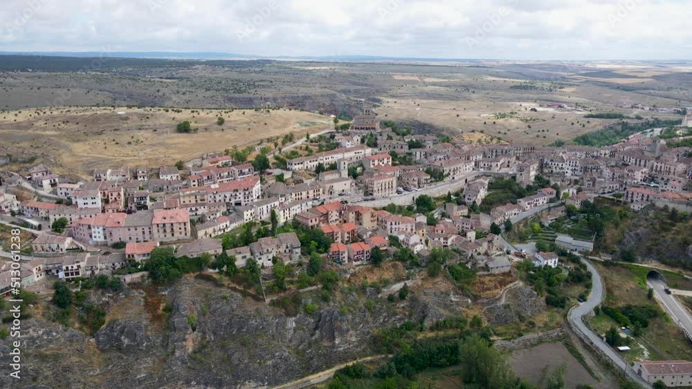 Incredible old town built on the precipice of the mountain in the center of Spain, Sepulveda. Incredible old town built on the precipice of the mountain in the center of Spain, Sepulveda.
