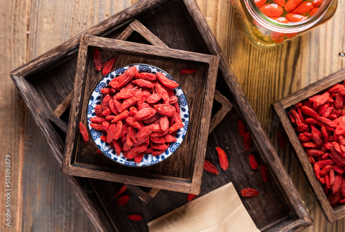 Tableau sur toile Traditional health food red wolfberry