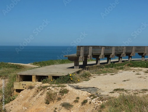 Bench by the sea - Foz de Arelho, Centro - Portugal  © insideportugal